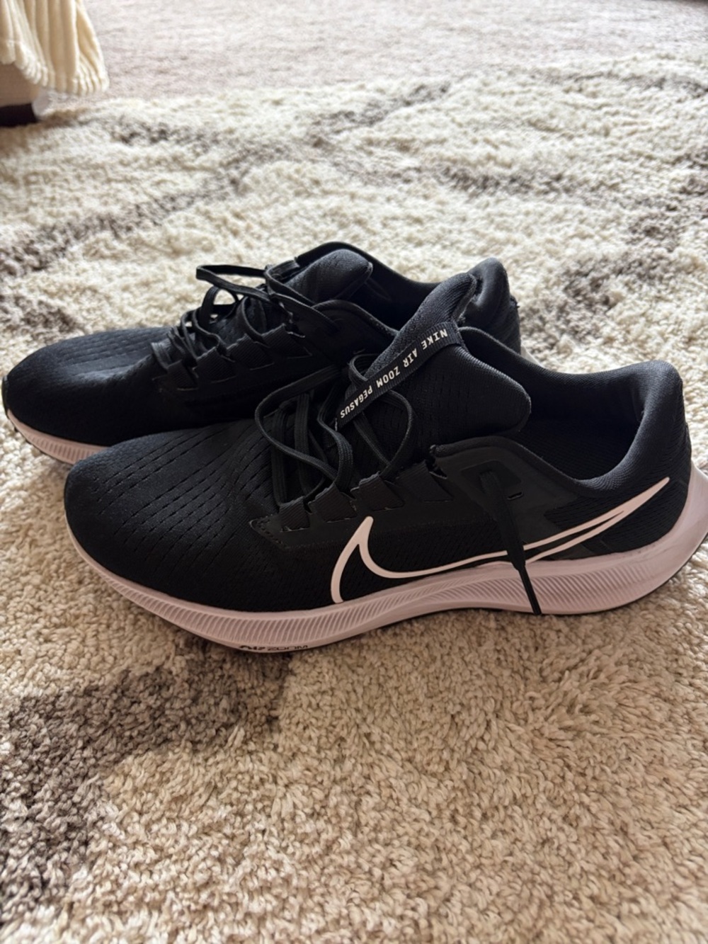 Nike Women's Air Zoom Pegasus 38 Black White Sz 10.5